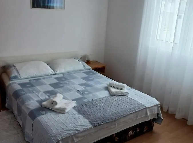 Milan * Rogoznica (Sibenik-Knin)